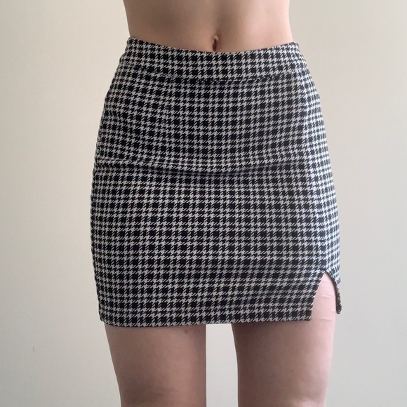 Garage black and white size xxs mini skirt - Picture 1 of 4